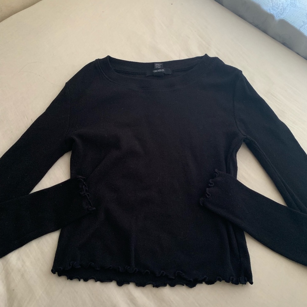 Cute black crop top